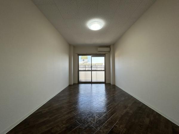大阪市西成区玉出東２丁目のマンション