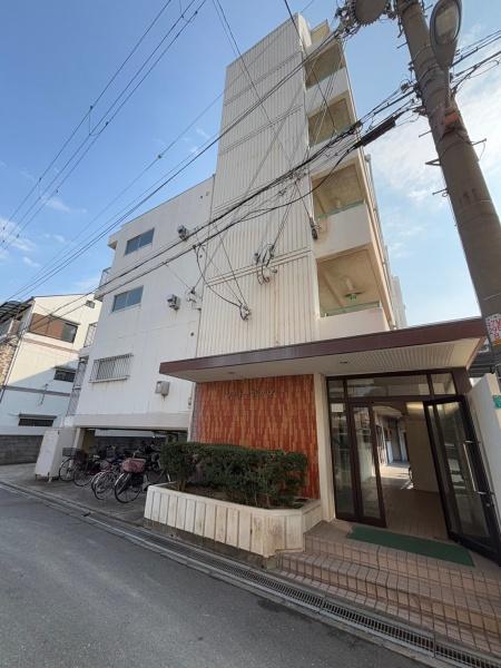 シャトー背戸口