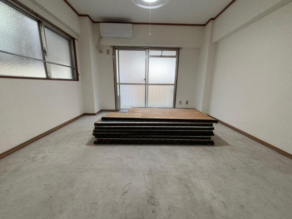 シャトー背戸口