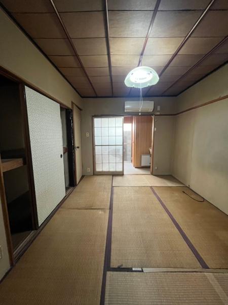 平野市町貸家