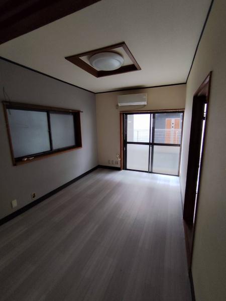 寝屋川市平池町の貸家