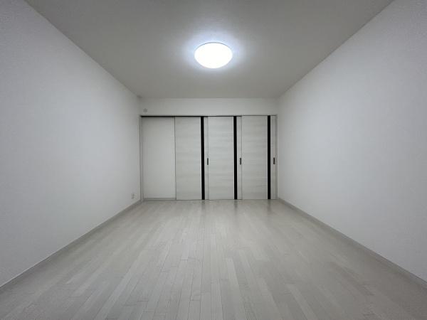 セレニティ照ヶ丘矢田A棟