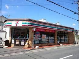 八尾市老原3丁目の貸家(セブンイレブン八尾老原4丁目店)