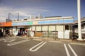 八尾市南亀井町1丁目の貸家(ローソン平野加美南店)