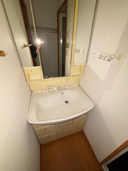 八尾市南亀井町１丁目の貸家