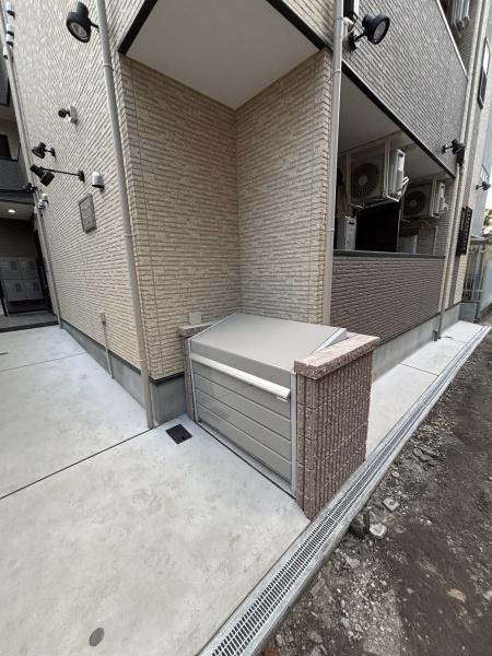 大阪市平野区加美南１丁目のアパート