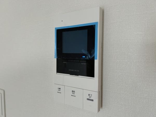 アパート鶏冠木