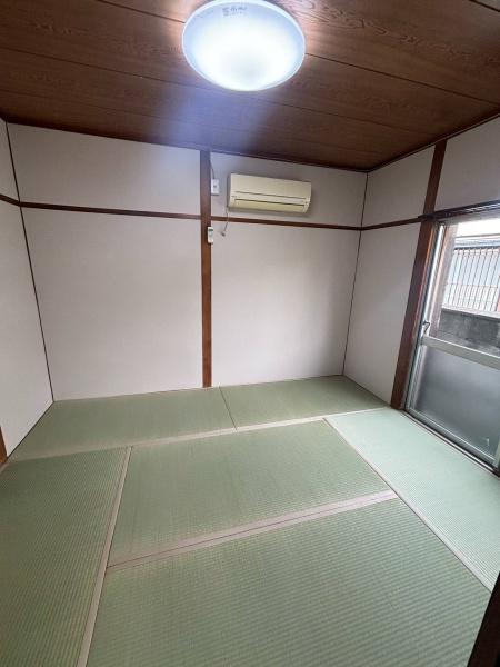 伊丹市下河原１丁目の貸家