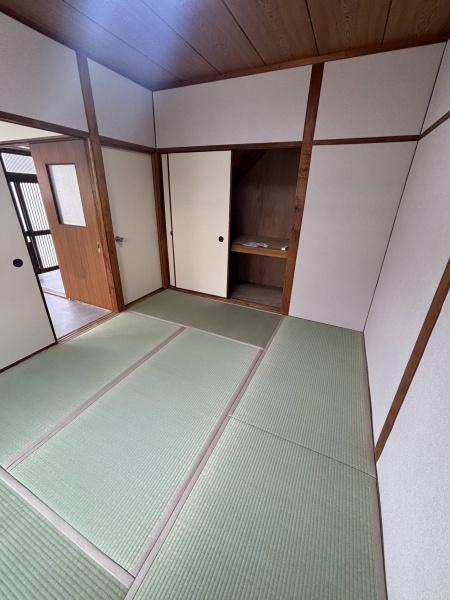 伊丹市下河原１丁目の貸家