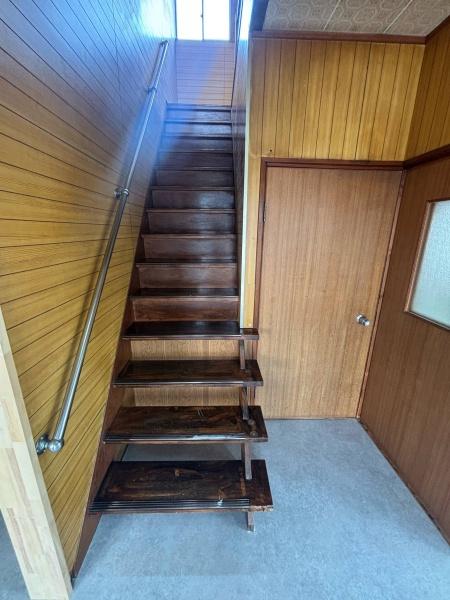 伊丹市下河原１丁目の貸家