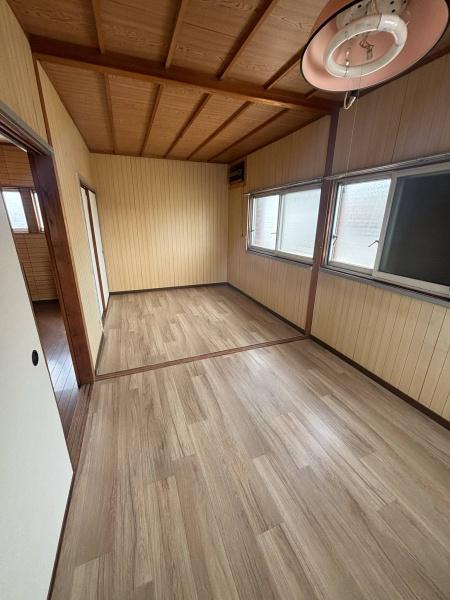 伊丹市下河原１丁目の貸家