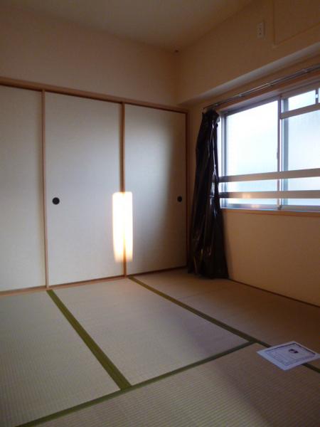 コーシャハイツ高見38