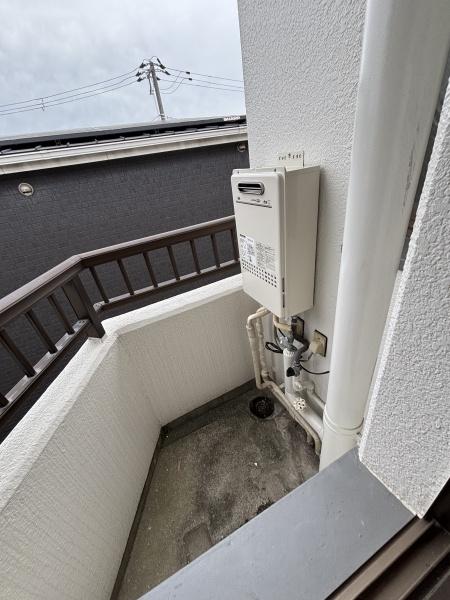 東大阪市近江堂２丁目のマンション