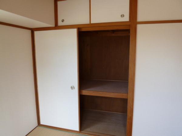 清川六番館