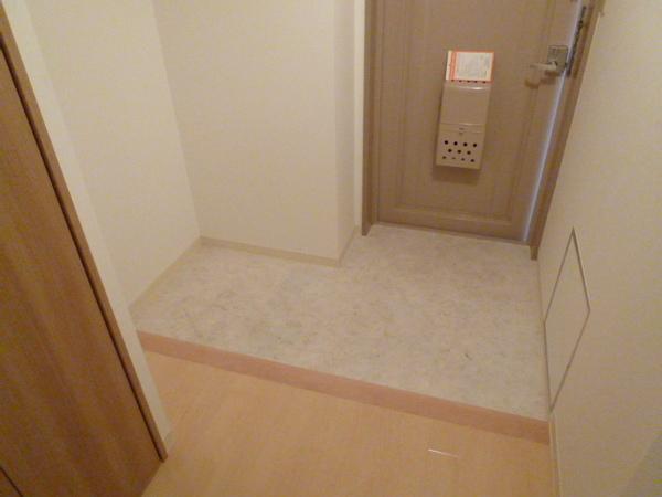 清川六番館