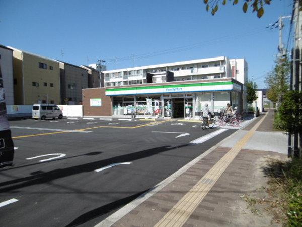 エスティライフ平野(ファミリーマート)