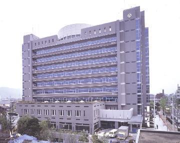 八尾市佐堂町２丁目のマンション(八尾市役所)