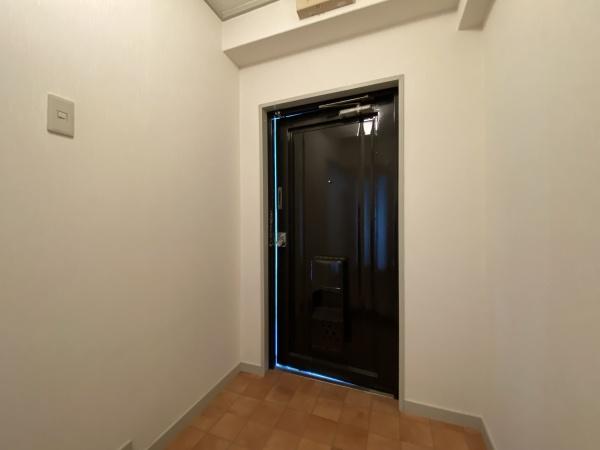 八尾市佐堂町２丁目のマンション