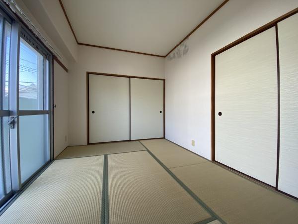 八尾市佐堂町２丁目のマンション