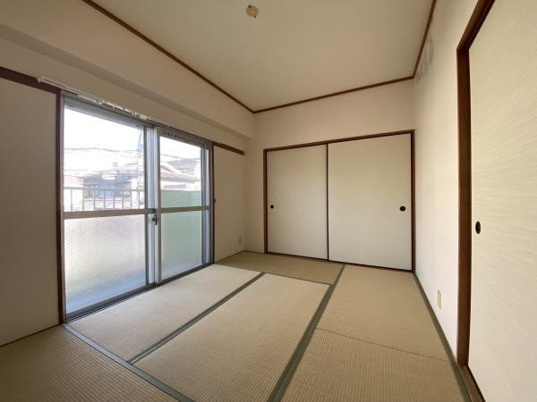 八尾市佐堂町２丁目のマンション