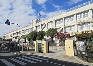 ルミエール長瀬Ⅱ(東大阪市立弥刀中学校)