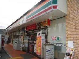 東大阪市大蓮北4丁目のアパート(セブンイレブン東大阪衣摺4丁目店)