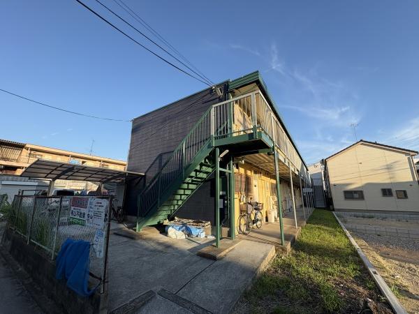 東大阪市大蓮北４丁目のアパート