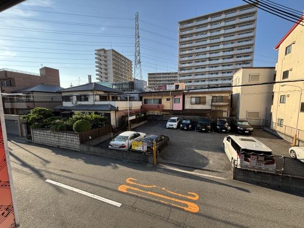 ラークハウス