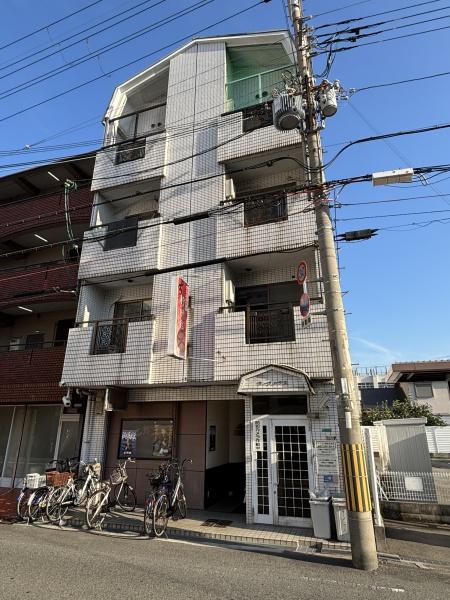 ラークハウス