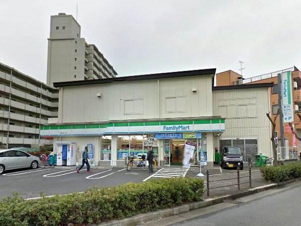 大阪市平野区喜連東5丁目のマンション(ファミリーマート喜連東四丁目店)