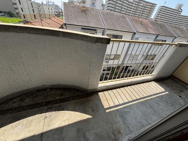 大阪市平野区喜連東5丁目のマンション(バルコニー)