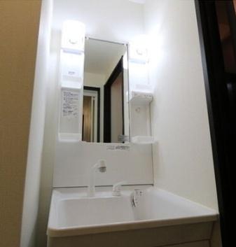 松原市三宅中５丁目のアパート