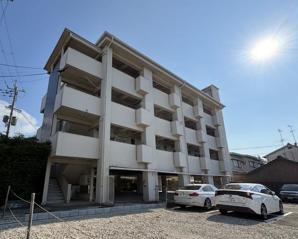 松原市三宅中５丁目のマンション