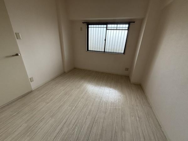 松原市三宅中１丁目のマンション