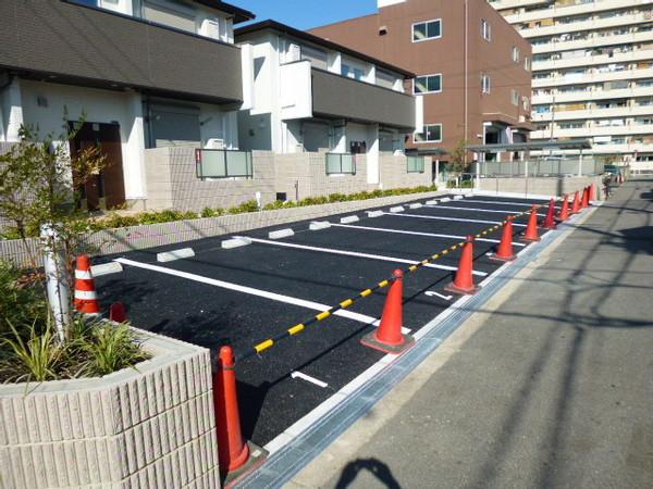 ＳＵＮ－ＪＩーＨＯＵＳＥ