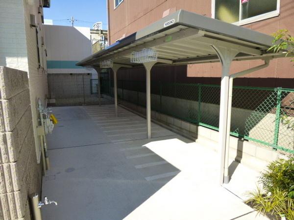 ＳＵＮ－ＪＩーＨＯＵＳＥ