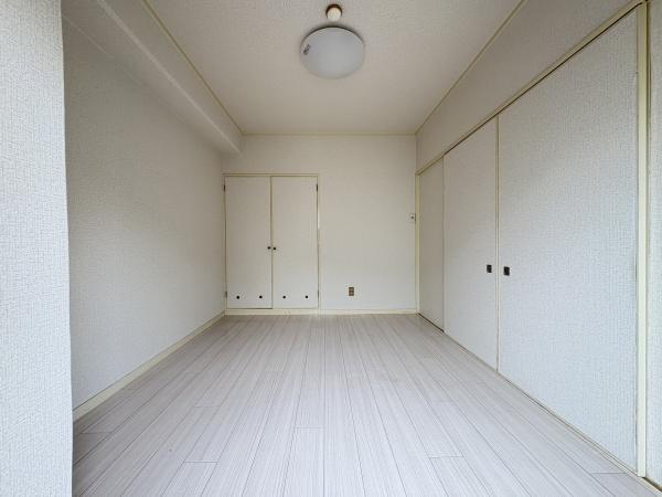 エルエムヒルズ朋栄