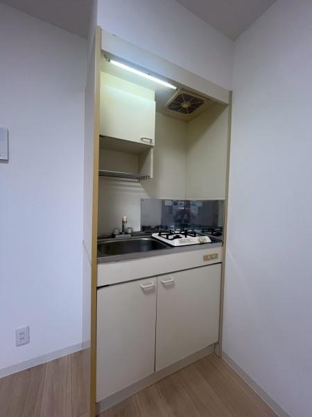 松原市三宅中1丁目のマンション(キッチン)