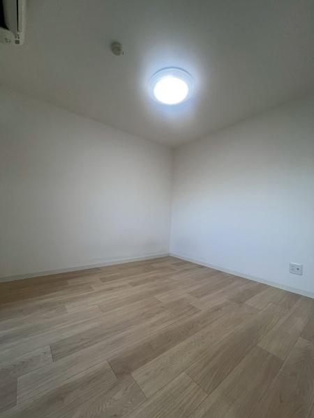 松原市三宅中1丁目のマンション(洋室)