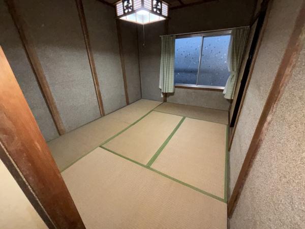 八尾市曙町３丁目の貸家