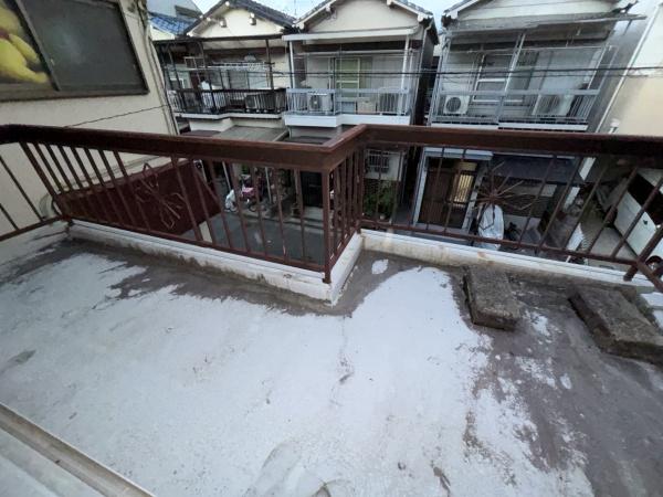 八尾市曙町３丁目の貸家