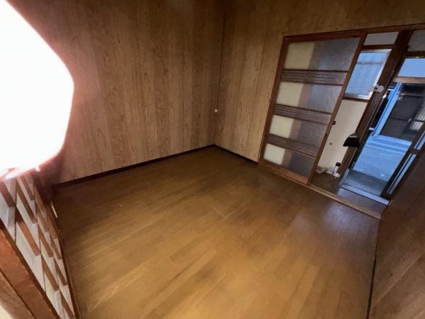 八尾市曙町３丁目の貸家
