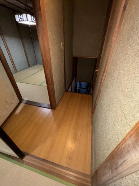 八尾市曙町３丁目の貸家