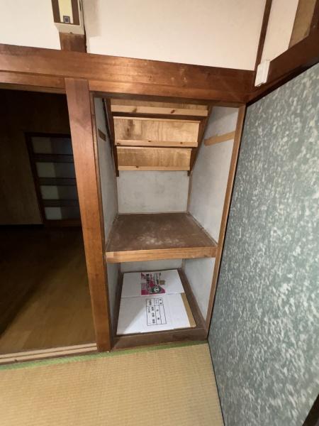 八尾市曙町３丁目の貸家