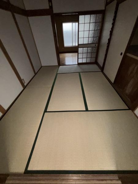 八尾市明美町２丁目の貸家