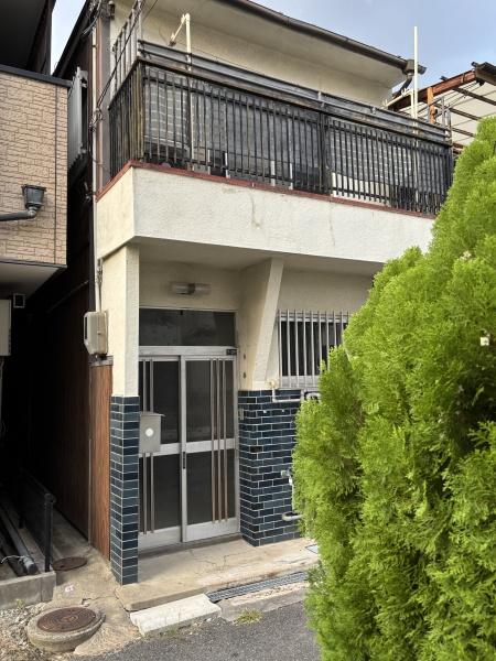 八尾市明美町２丁目の貸家