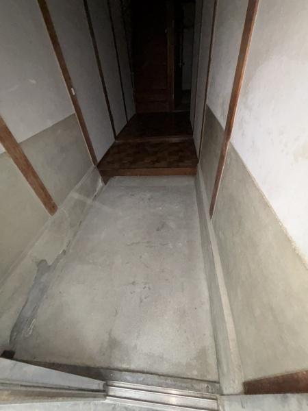 八尾市明美町２丁目の貸家