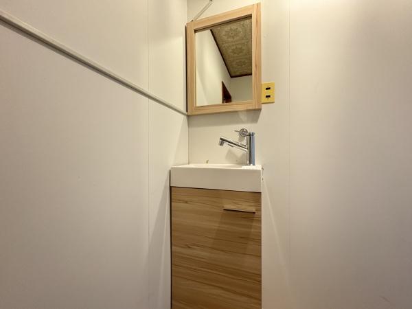 尼崎市杭瀬南新町４丁目のテラスハウス
