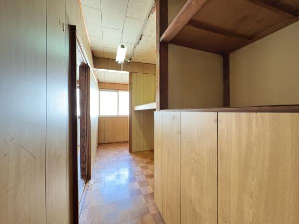 尼崎市杭瀬南新町４丁目のテラスハウス