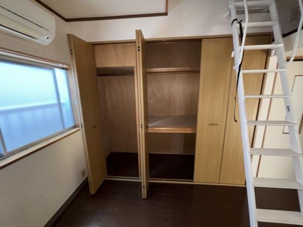 東大阪市衣摺３丁目の貸家